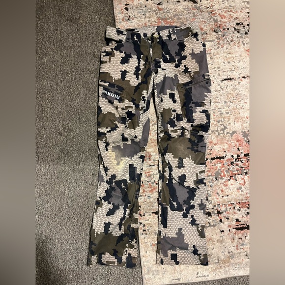 KUIU Vias Camo Outdoor Trousers - Picture 1 of 1
